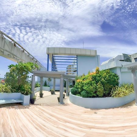 شقة The Loop 2Br Fully Furnished Corner Unit W Balcony كاجايان دي أورو المظهر الخارجي الصورة