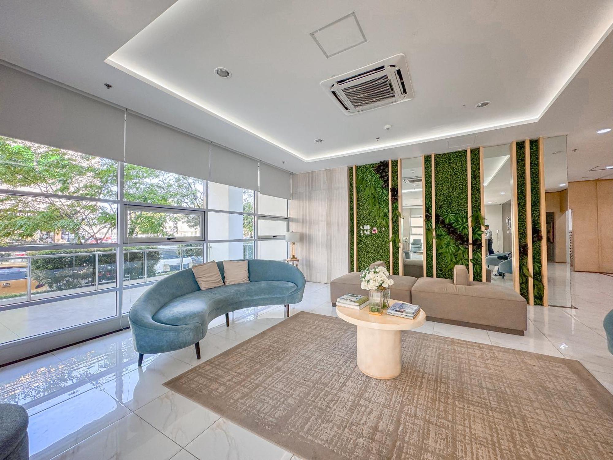 شقة The Loop 2Br Fully Furnished Corner Unit W Balcony كاجايان دي أورو المظهر الخارجي الصورة